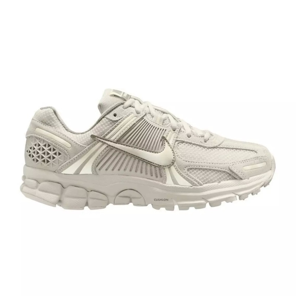 Nike Women's Cream Sneakers